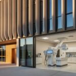 Hospital em Brasília com equipamentos de raio-X para aquisição pelo IgesDF no DF.