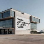 Hospital em Brasília representando projeções de casos de câncer no DF até 2028, segundo INCA.