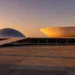 Vista do Congresso Nacional em Brasília simbolizando sucessão política e reações no MDB