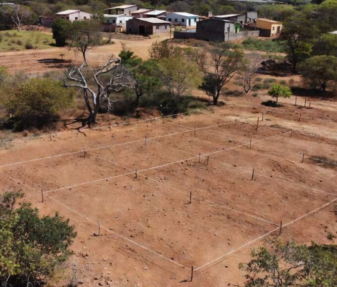 Lotes residenciais demarcados em Ceilândia, Distrito Federal