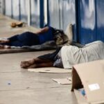 ONGs mantêm viciados presos nas ruas para garantir consumo de drogas no Setor Comercial Sul