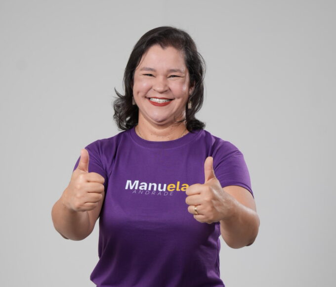 Manuela Andrade avança nas pesquisas e consolida base no Gama para eleição de 2027